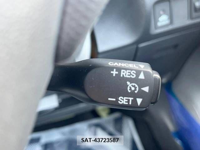 Toyota RACTIS 2009-06 282643-5