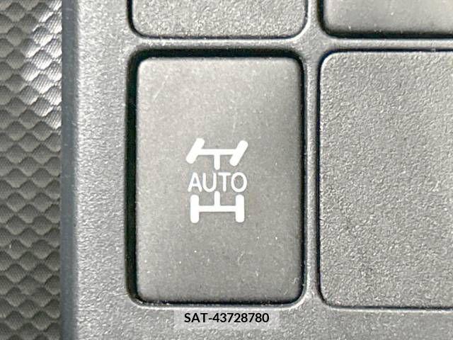 Toyota VITZ 2017-04 288615-3