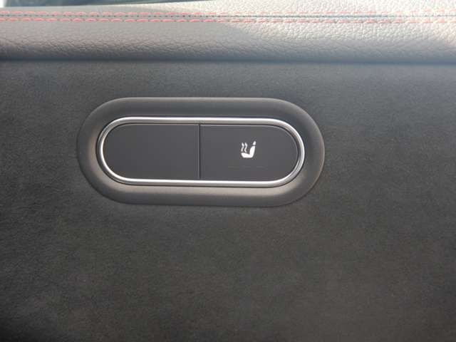 Mercedes Benz CLA-CLASS 2022-10 21516-21
