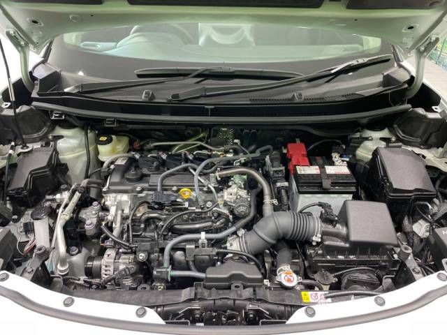 Toyota YARIS CROSS 2023-07 194804-18