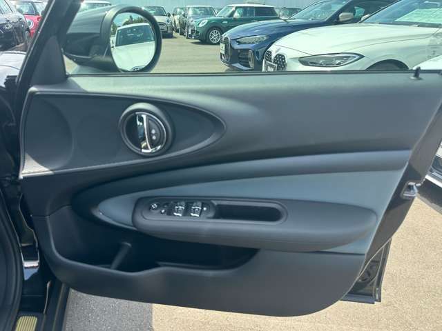 Bmw MINI 2023-04 10794-16