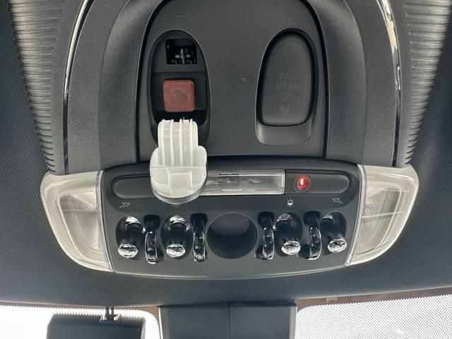 Bmw MINI 2023-04 10794-24