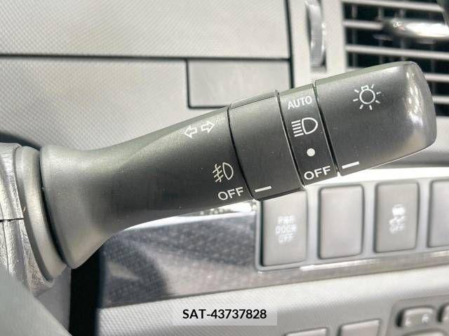 Toyota ESTIMA 2016-01 297339-7