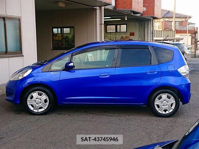 Honda FIT HYBRID 2011-12 234894-22