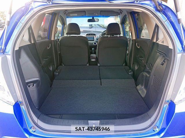 Honda FIT HYBRID 2011-12 234894-23