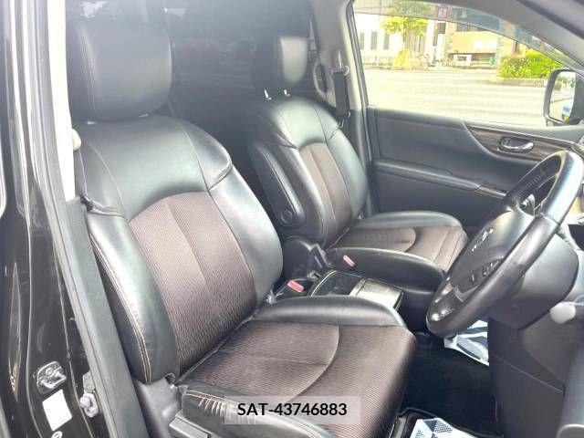 Nissan ELGRAND 2014-06 330277-11
