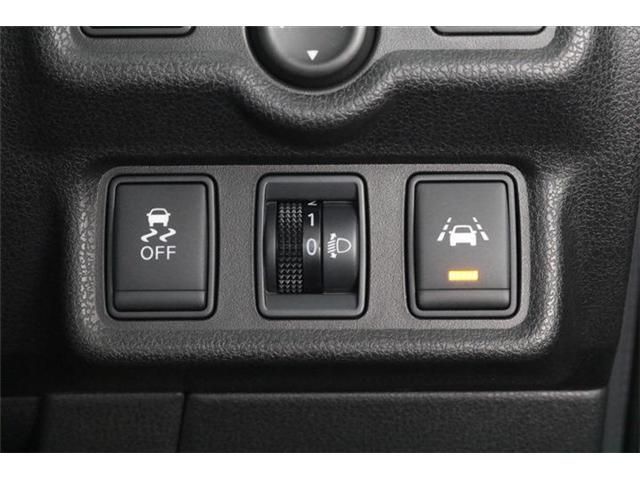 Nissan NOTE 2015-02 6753-10