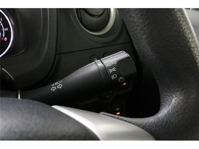 Nissan NOTE 2015-02 6753-12