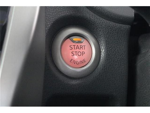 Nissan NOTE 2015-02 6753-15