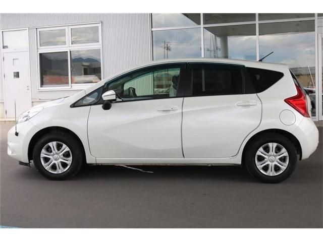 Nissan NOTE 2015-02 6753-27