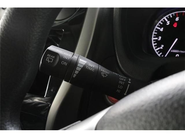 Nissan NOTE 2015-02 6753-11