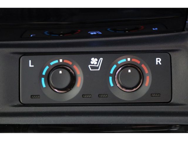 Toyota ALPHARD HYBRID 2022-09 19299-17