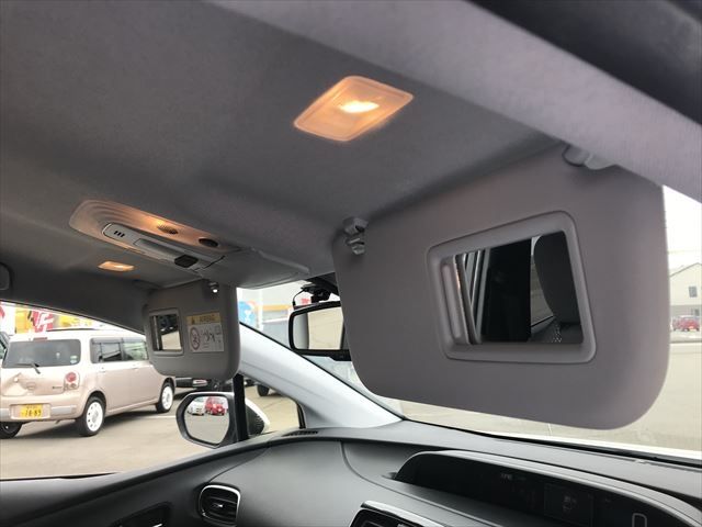 Toyota PRIUS 2016-07 7708-27
