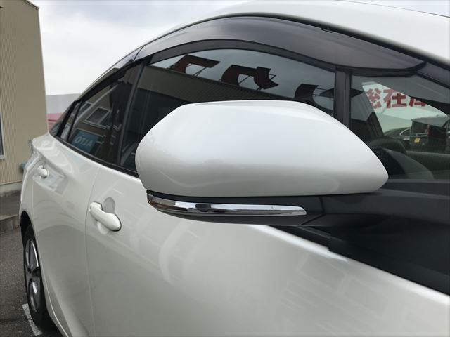 Toyota PRIUS 2016-07 7708-5