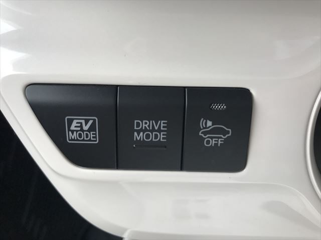 Toyota PRIUS 2016-07 7708-19