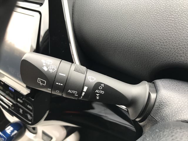 Toyota PRIUS 2016-07 7708-22