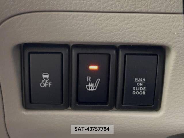 Suzuki SPACIA 2015-06 368462-6
