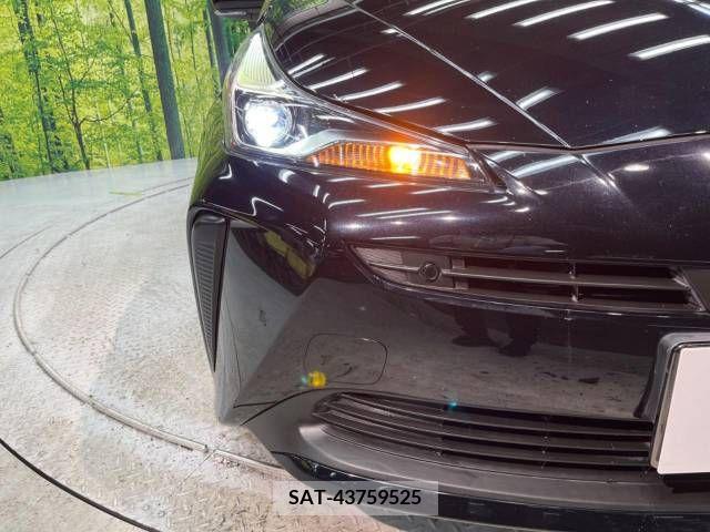 Toyota PRIUS 2019-06 330462-12