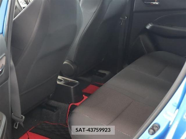 Suzuki SWIFT 2023-08 320839-13