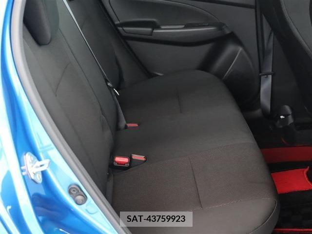 Suzuki SWIFT 2023-08 320839-11
