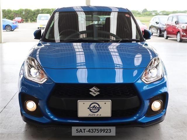 Suzuki SWIFT 2023-08 320839-19