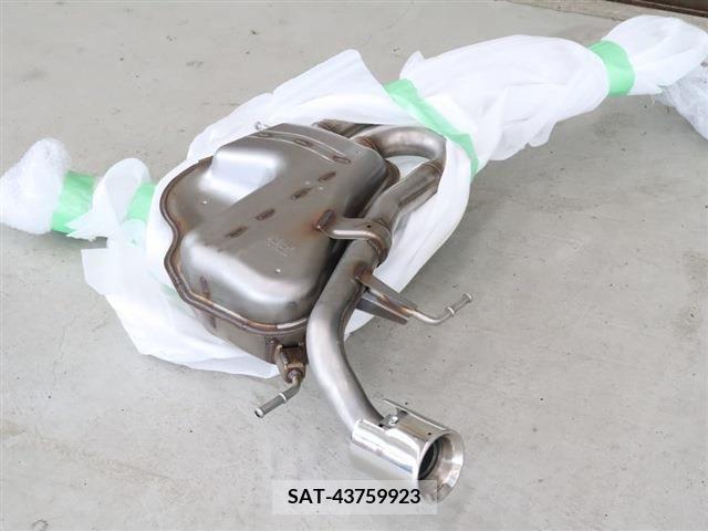 Suzuki SWIFT 2023-08 320839-17