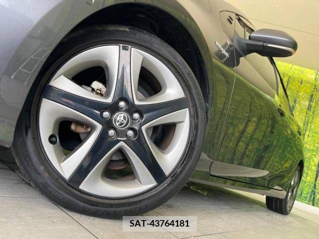 Toyota PRIUS 2019-05 281793-13