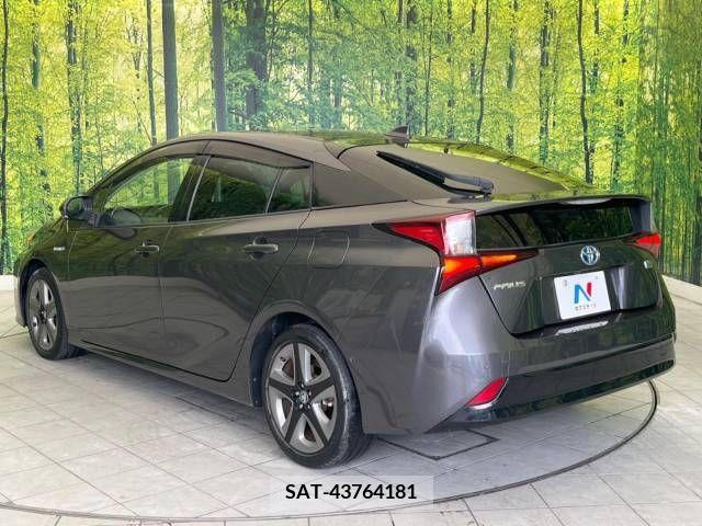 Toyota PRIUS 2019-05 281793-17