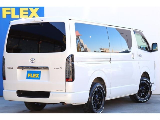 Toyota HIACE VAN 2022-01 18175-12