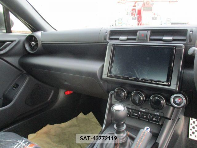 Toyota 86 2023-02 200113-14