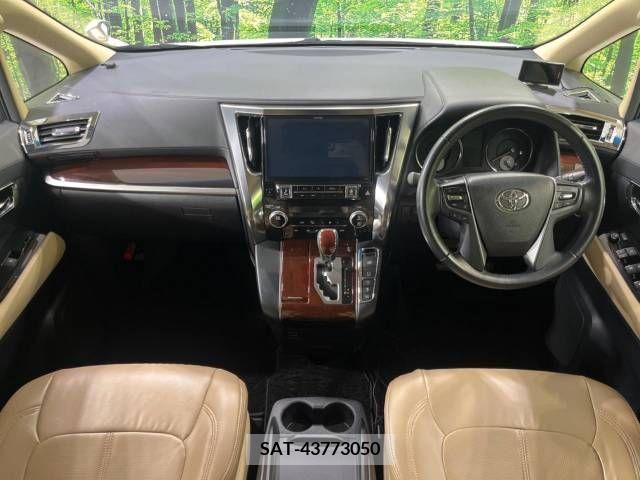 Toyota VELLFIRE 2016-06 240763-1
