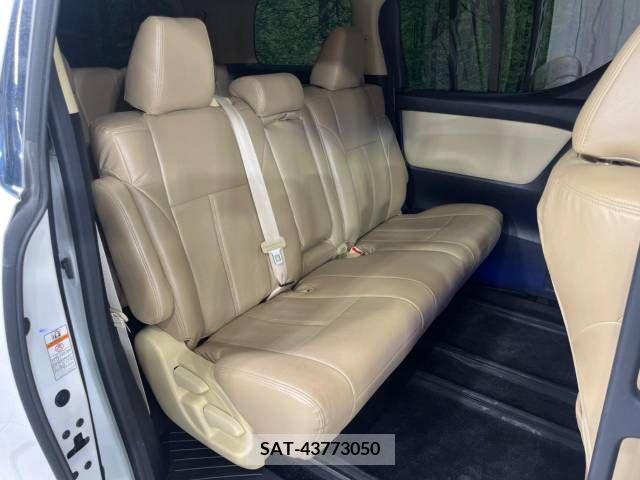 Toyota VELLFIRE 2016-06 240763-9