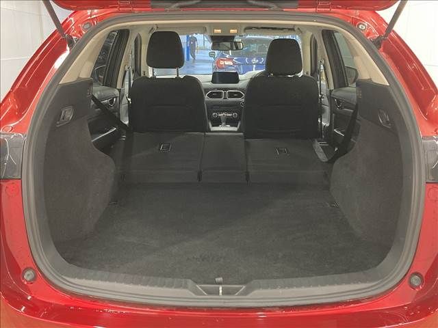 Mazda CX-5 2017-03 11914-13