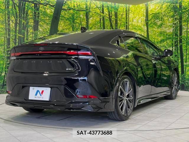 Toyota PRIUS 2023-02 366459-17