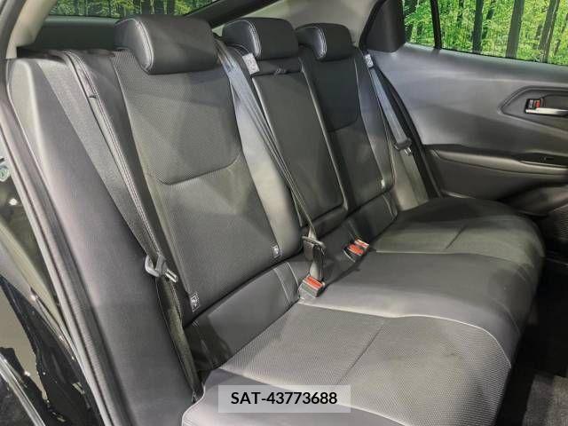 Toyota PRIUS 2023-02 366459-9