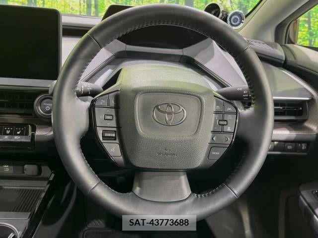 Toyota PRIUS 2023-02 366459-11