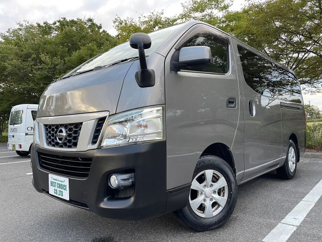 Nissan NV350 Caravan 2012-10 9506-3