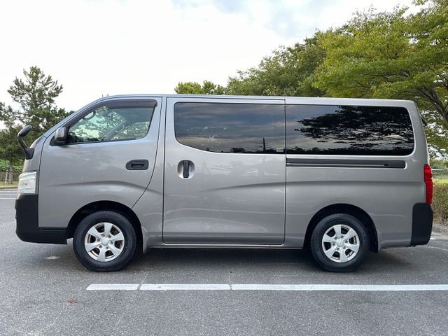 Nissan NV350 Caravan 2012-10 9506-8