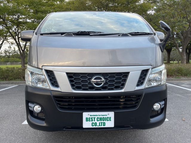 Nissan NV350 Caravan 2012-10 9506-5