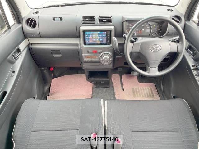 Daihatsu MOVE CONTE CUSTOM 2013-04 253299-1