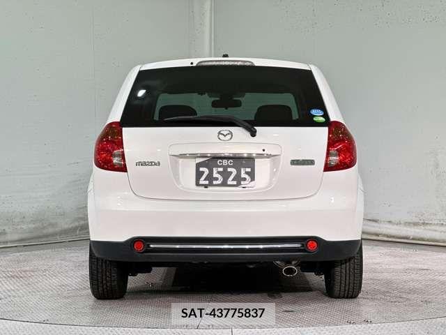 Mazda VERISA 2009-09 212335-8