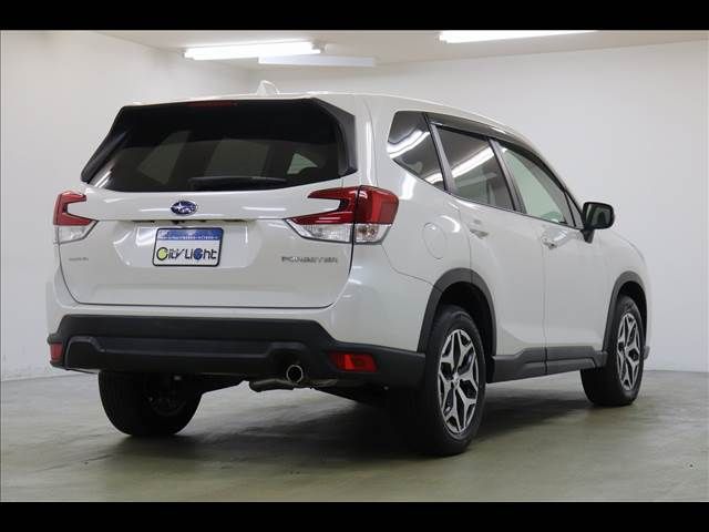 Subaru FORESTER 2019-01 6769-18
