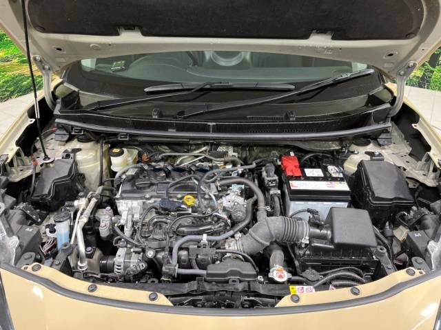Toyota YARIS CROSS 2023-04 194217-18