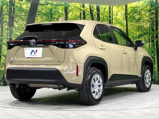 Toyota YARIS CROSS 2023-04 194217-17