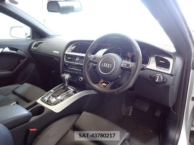 Audi A5 2013-10 349180-1