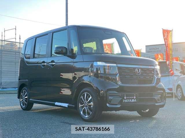 Honda N BOX CUSTOM 2023-10 279348-2