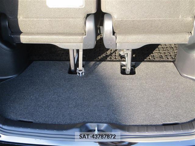 Toyota VOXY 2019-08 203307-13