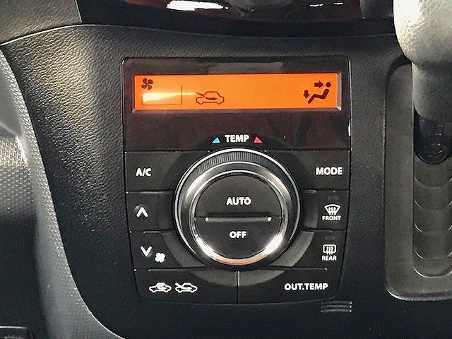 Mitsubishi DELICA D2 2014-08 27612-14