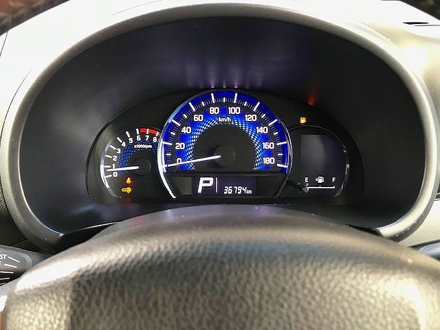 Mitsubishi DELICA D2 2014-08 27612-7