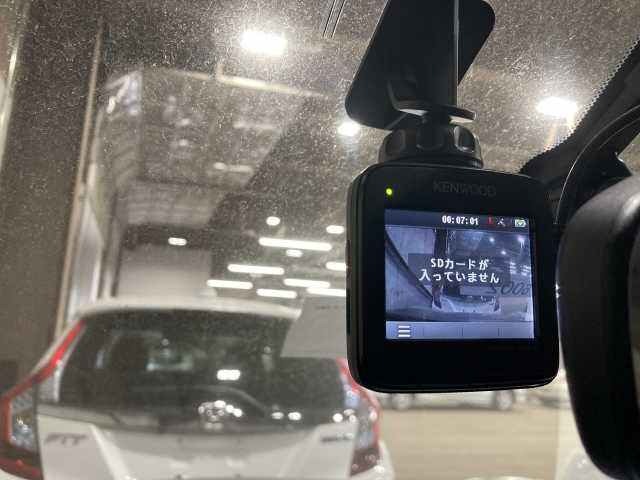Nissan JUKE 2012-02 3124-7